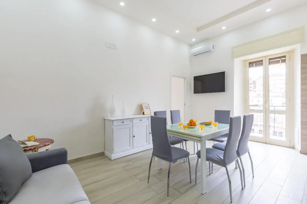 Chiara Modern Apartment By Wonderful Italy Naples