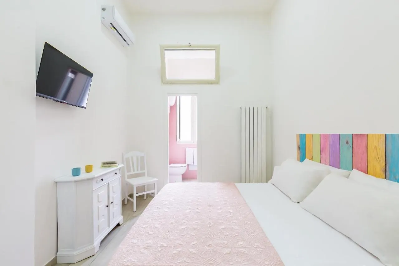 Chiara Modern Apartment By Wonderful Italy Naples